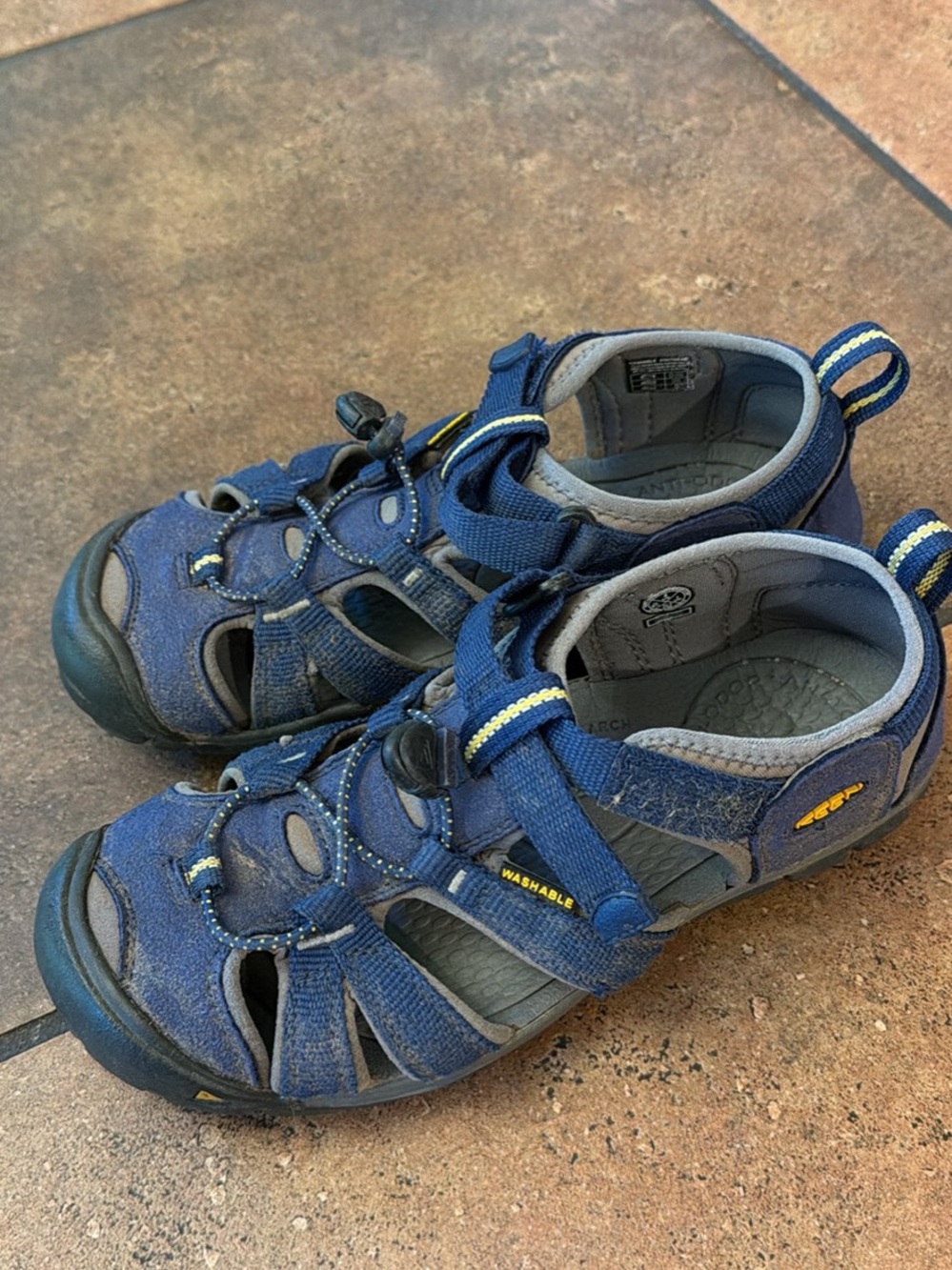 Keen Kids Blue Closed-Toe Sport Sandals US4